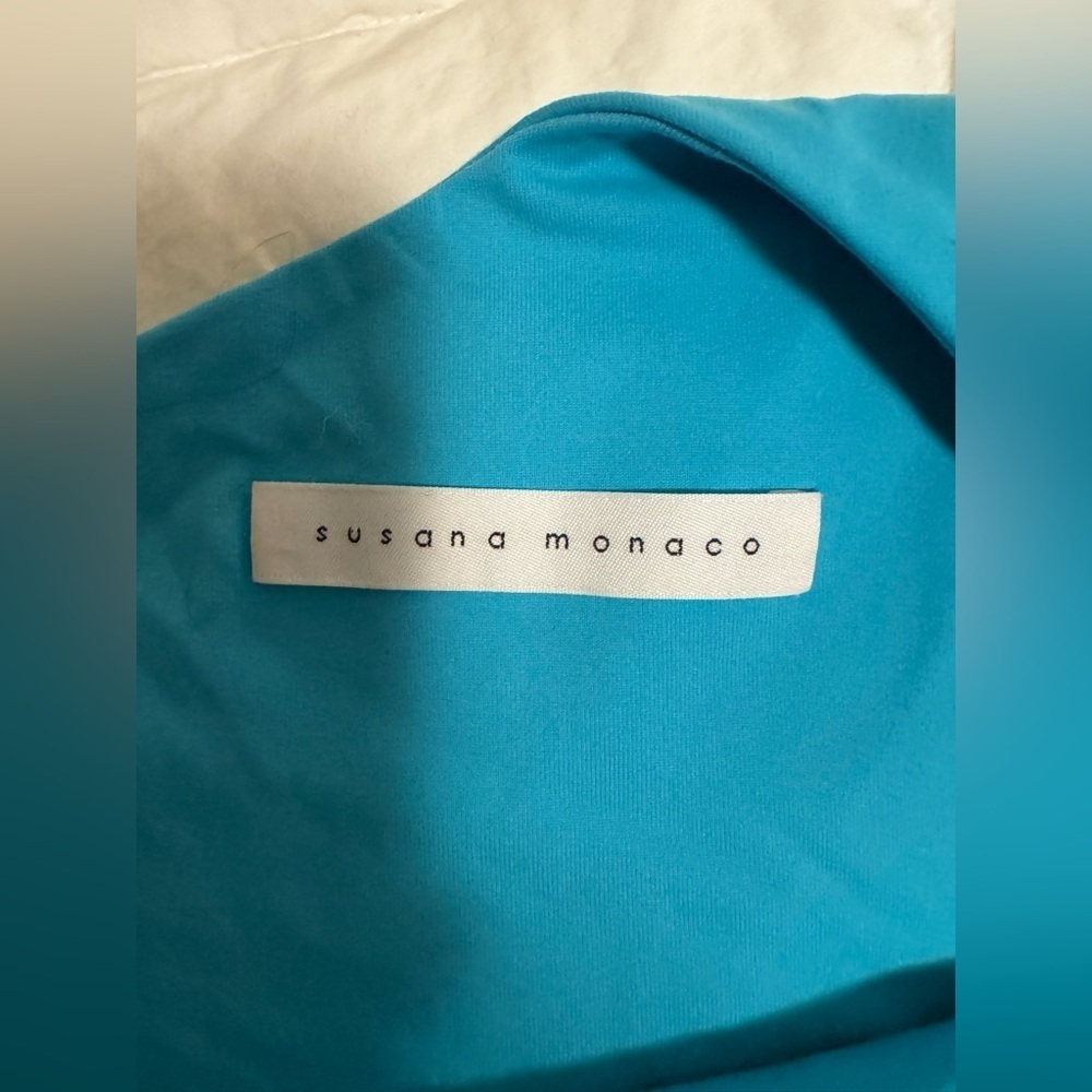 Susana Monaco One Shoulder Crop Top - Picture 3 of 4